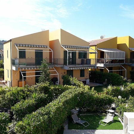 Villa Scenique Campofelice Di Roccella Exteriör bild